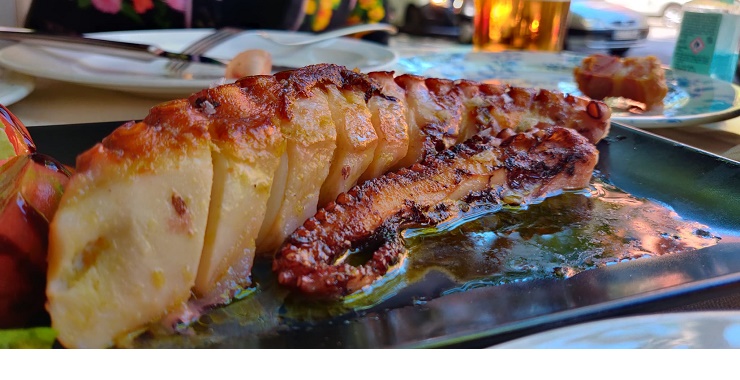 Pulpo en la gastronomia gallega